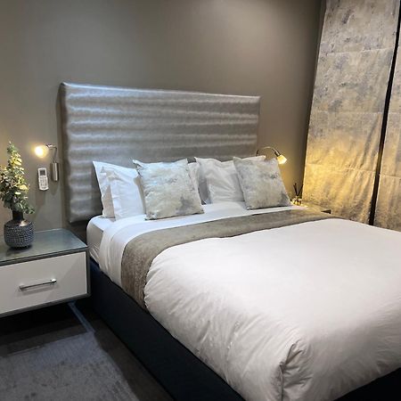 The Raz Bed & Breakfast Харисмит Екстериор снимка